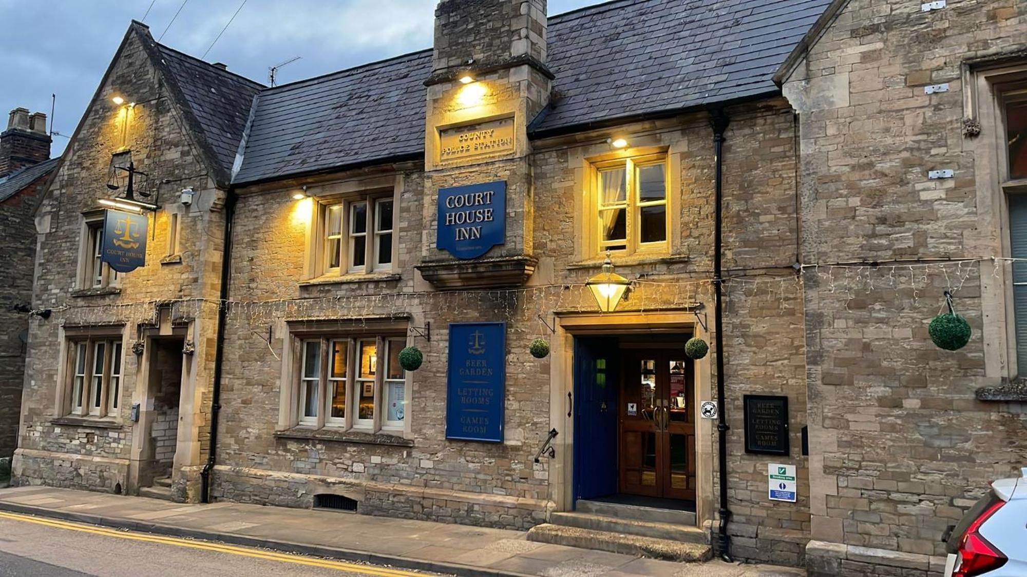 The Court House Inn Thrapston  Bagian luar foto